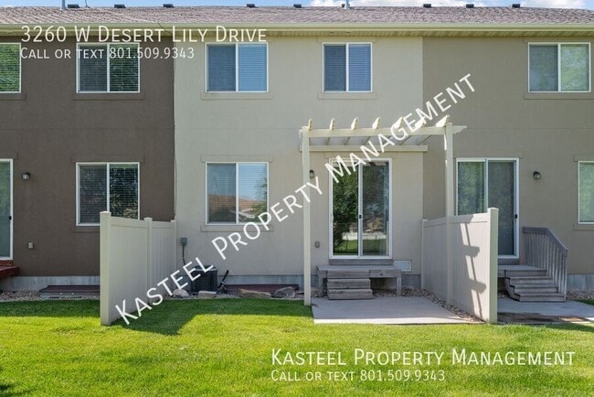 Building Photo - 3260 W Desert Lily Dr