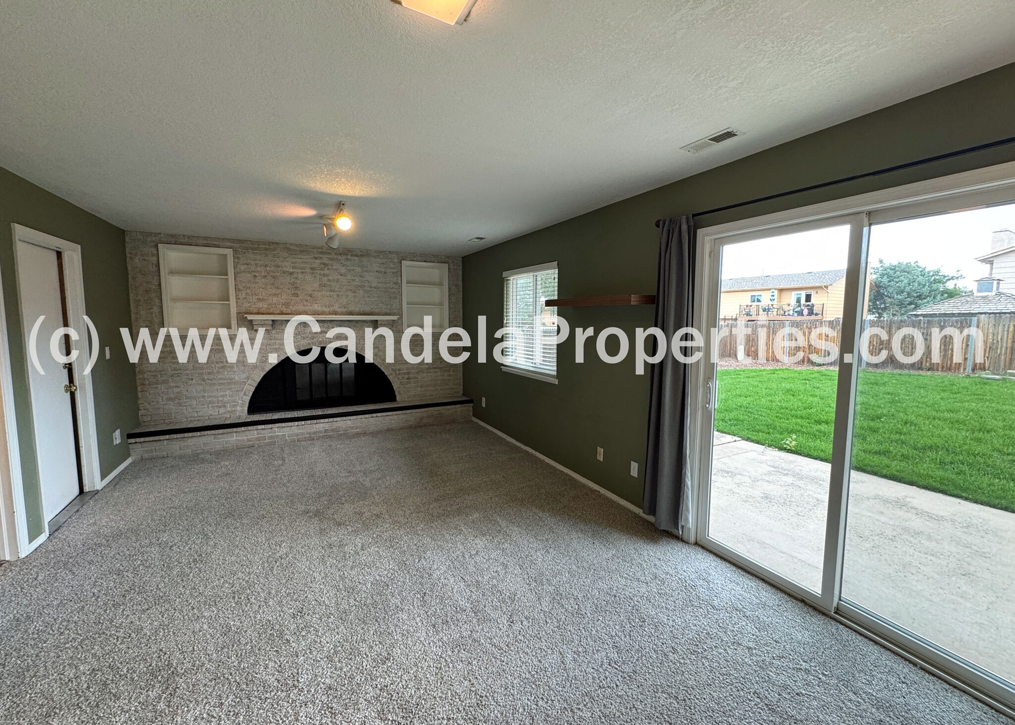 Building Photo - 8038 Horizon Dr