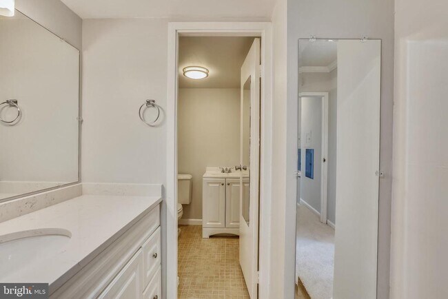 Building Photo - 11801 Rockville Pike