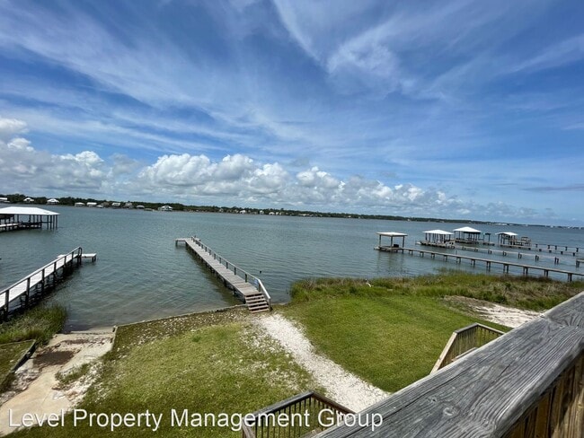 Building Photo - 3 br, 2 bath House - 1484 Sandpiper Lane, ...