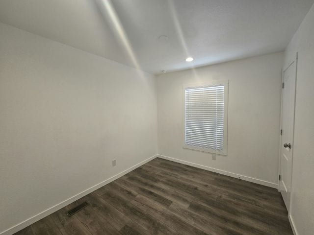 Building Photo - 3401 N Walnut Rd