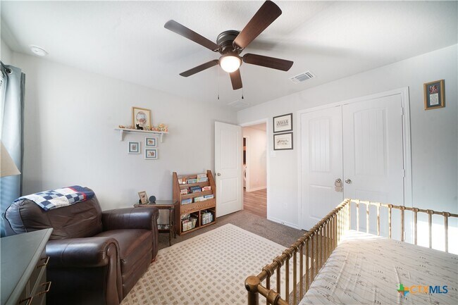 Building Photo - 3884 Lorenzen Ct