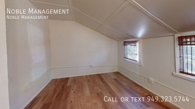 Building Photo - 131 N Harwood-