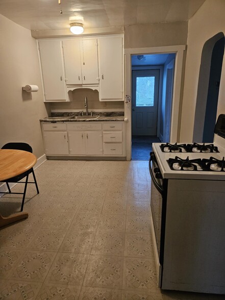 New countertop and sink - 2435 Jackson St