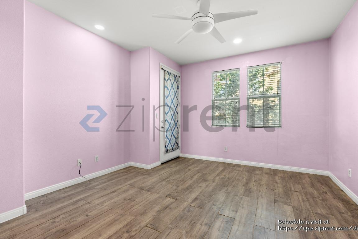 Building Photo - 1860 E 12th St