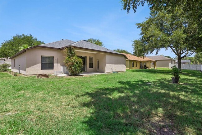 Building Photo - 1106 Natural Oaks Dr
