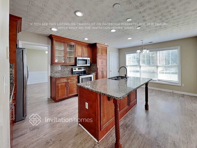 Building Photo - 3910 Mission Ln Ct