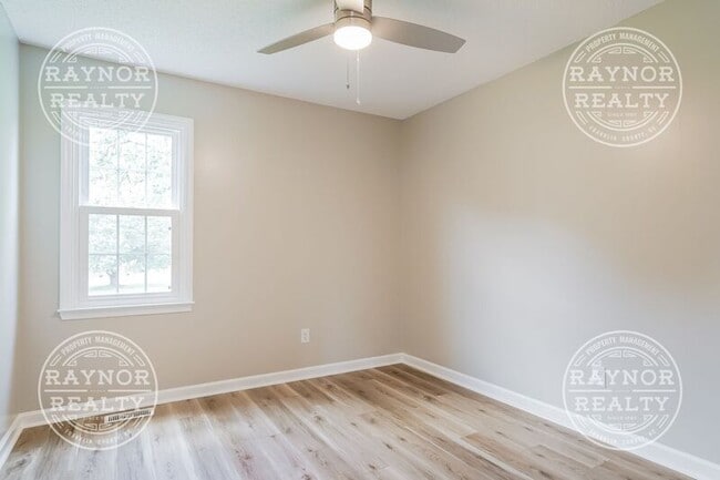 Building Photo - 118 Murphy Dr