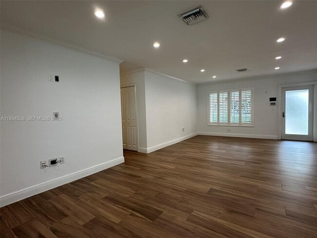 Building Photo - 7535 SW 117th St