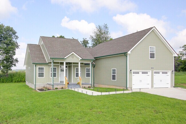 Building Photo - 133 Riverbend Dr