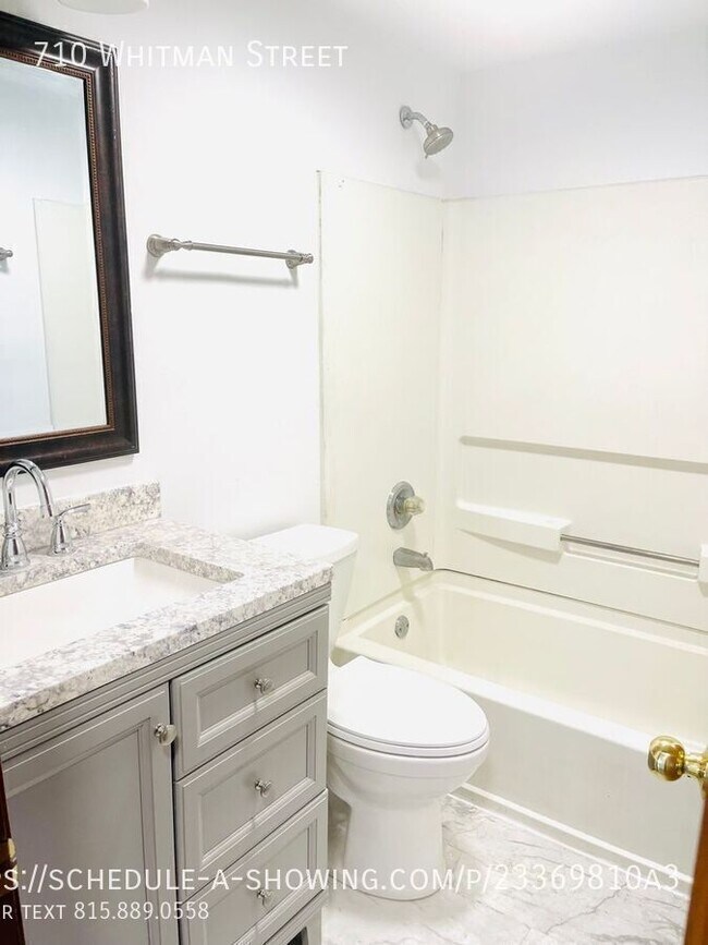 Building Photo - 710 Whitman St