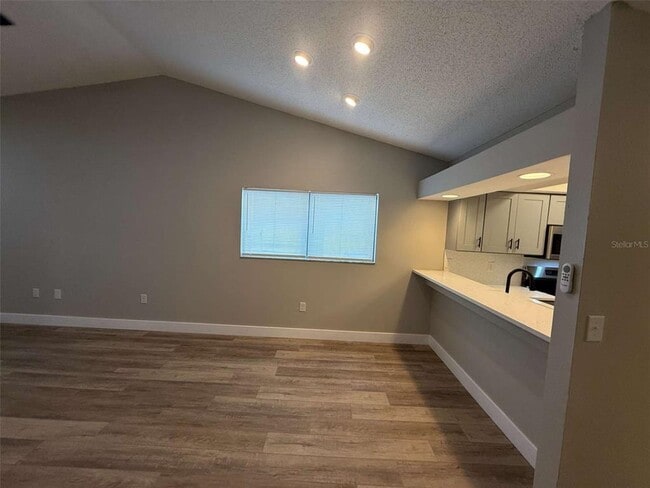 Building Photo - 3588 Raintree Ln