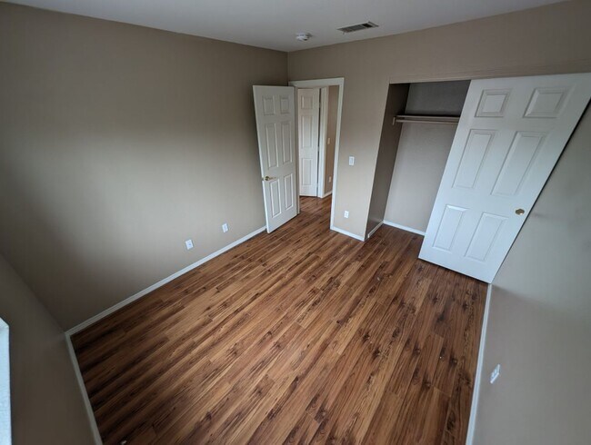 Building Photo - 10108 Oakmoor Pl