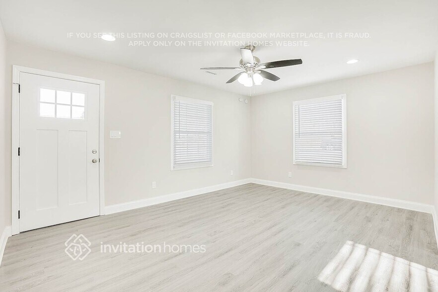 Building Photo - 3815 Clovis Ct NW