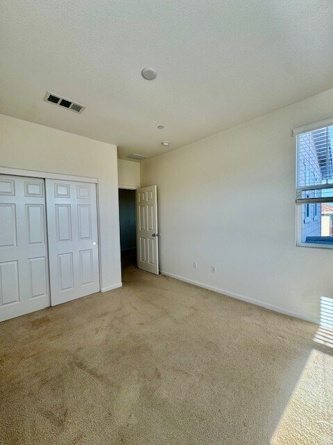 Building Photo - 2544 Tomales Bay Dr