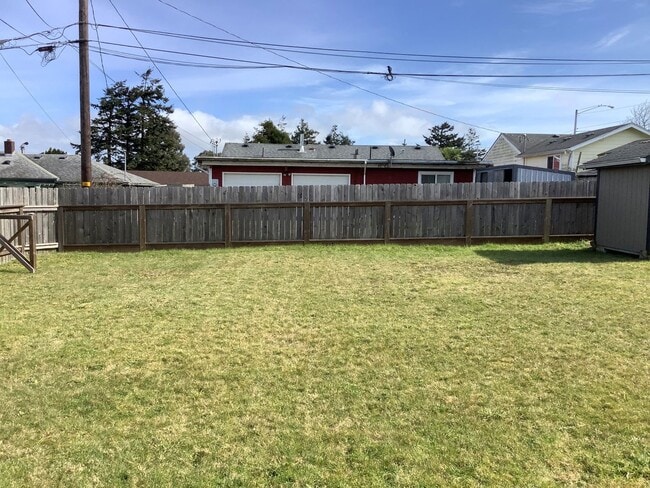 Building Photo - 0402