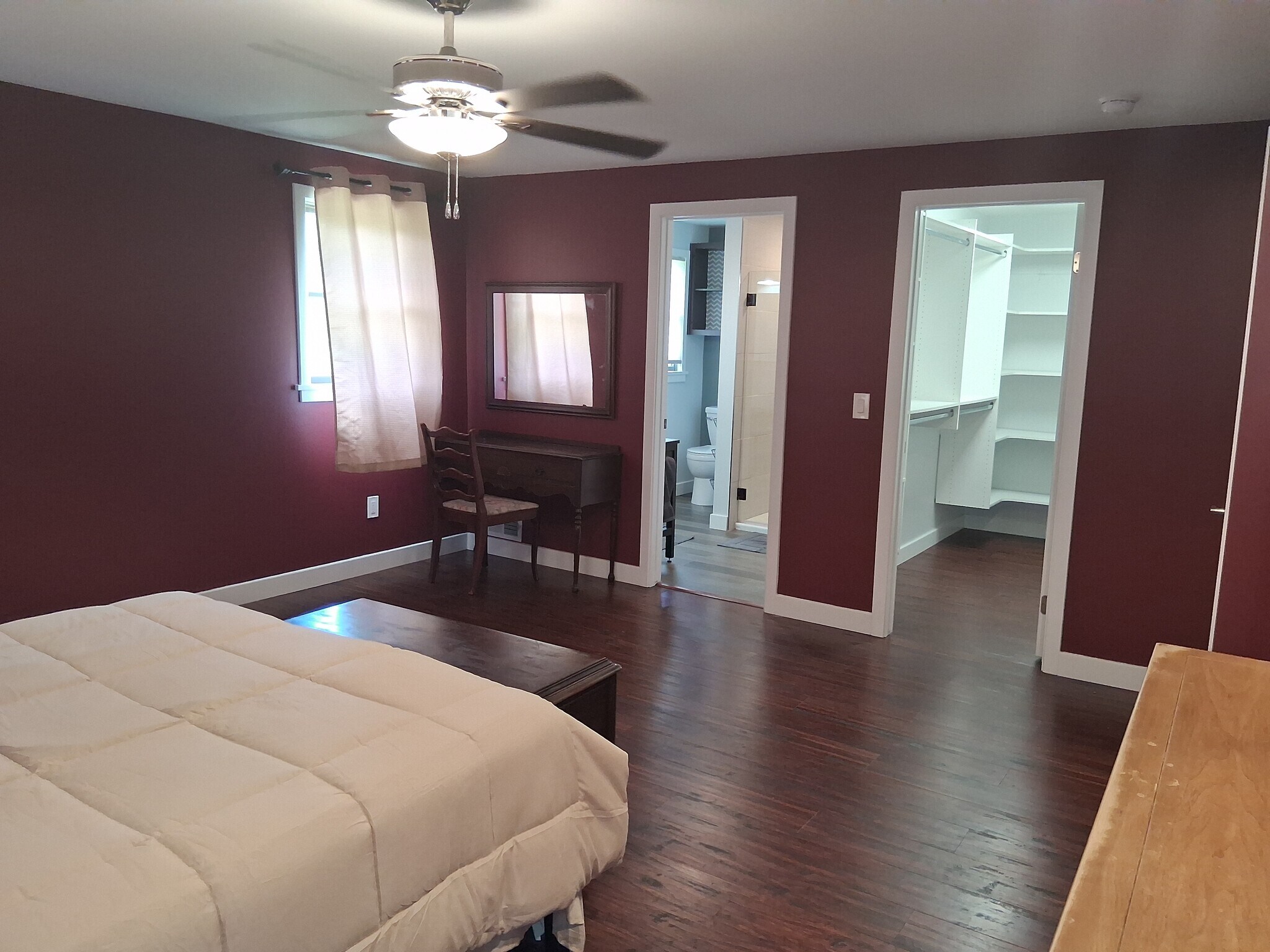 Master Suite - 2710 English Rd