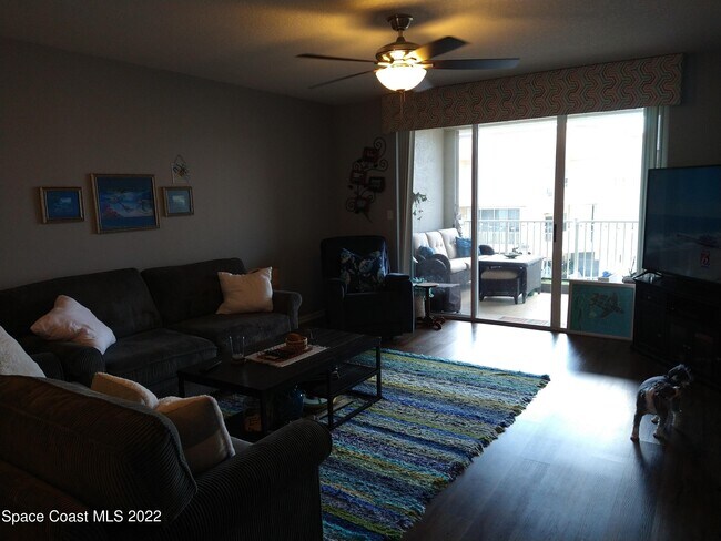 Building Photo - 603 Shorewood Dr