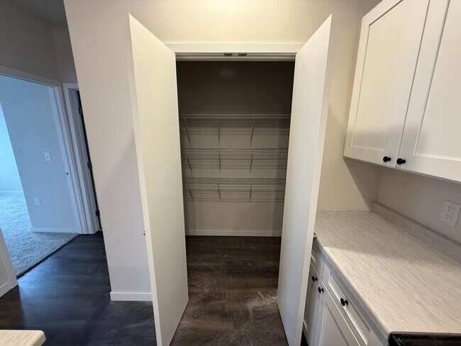 Building Photo - Northern Point Apartments