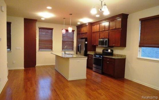 Building Photo - 3074 Kilmer Ave