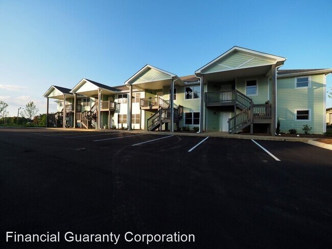 Primary Photo - 3 br, 2 bath Apartment - 94 Charleston Court