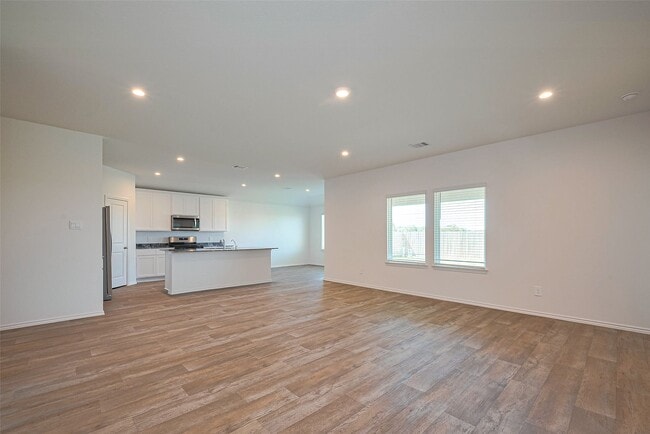 Building Photo - 5604 Poplar Rdg Ct