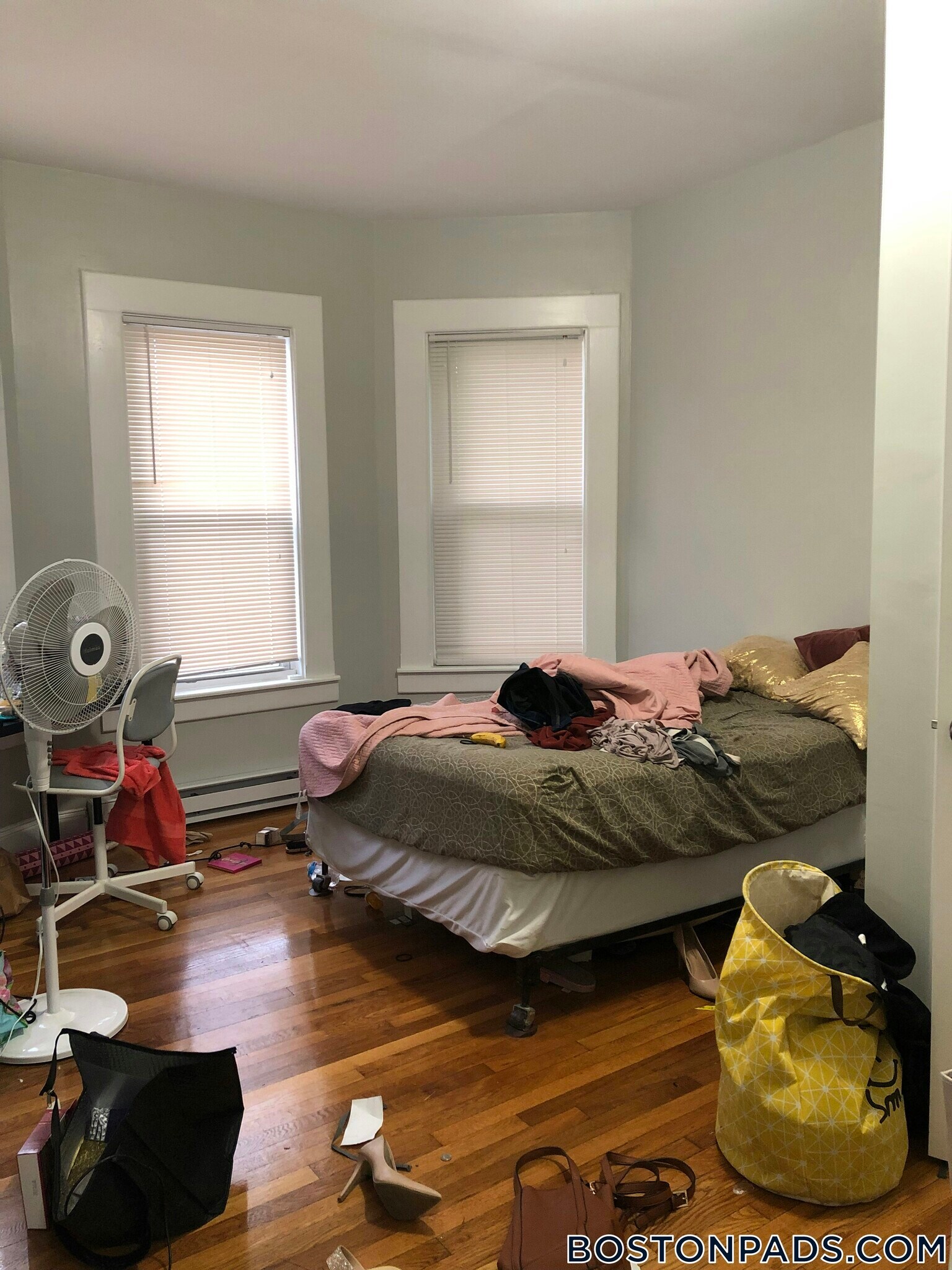 Building Photo - 94 E Cottage St