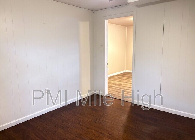 Building Photo - 6020 Kline St