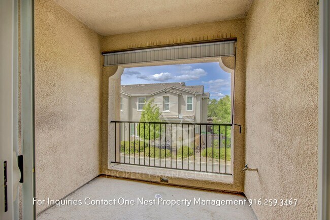 Building Photo - Lincoln Crossing Condo 2 bdrm and 2 bthm