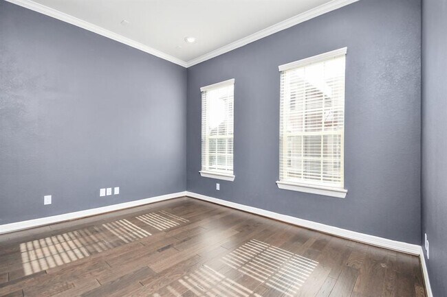 Building Photo - 1411 Upland Arbor Dr