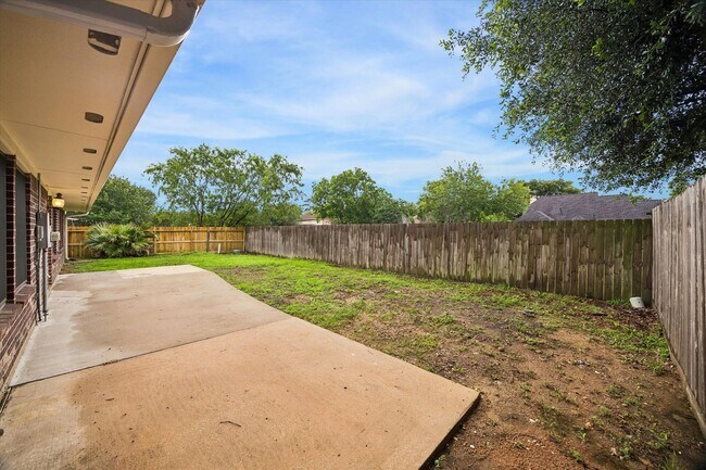Building Photo - 14718 Cypress Green Dr