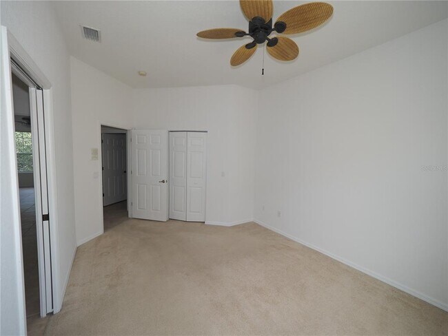 Building Photo - 408 Triano Cir