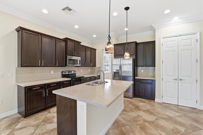 Building Photo - 2106 Belcara Court