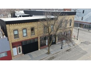 Building Photo - 539 Pacific Ave SW