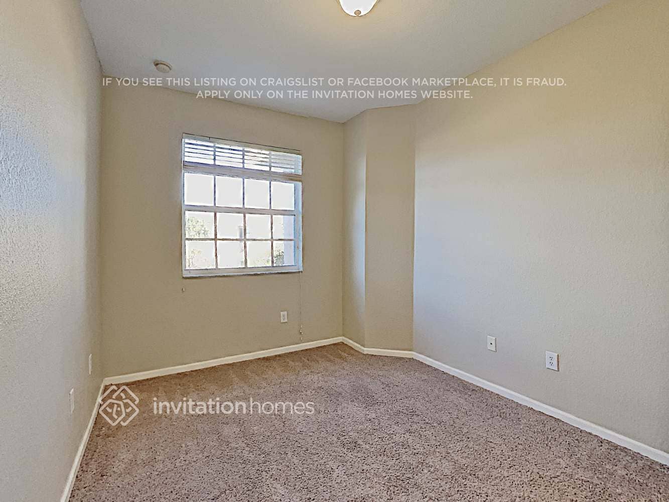 Building Photo - 247 Las Brisas Cir