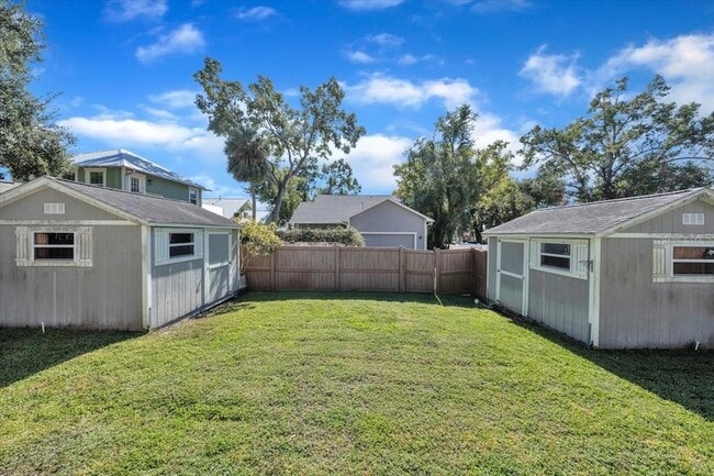 Building Photo - 314 W Frances Ave