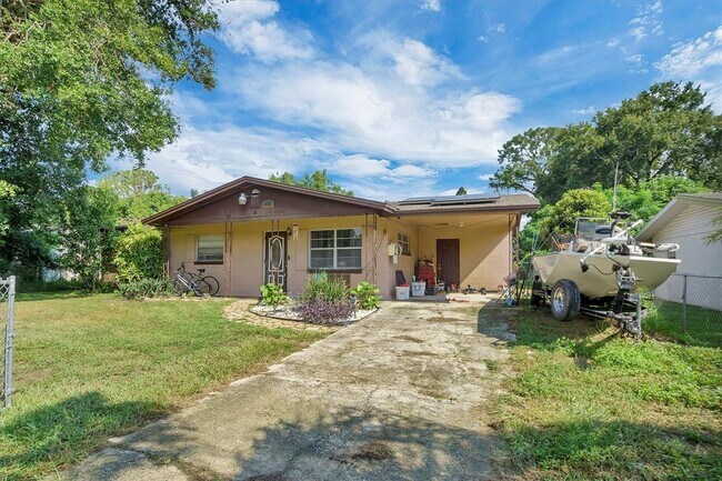 Building Photo - 517 Marianna Rd