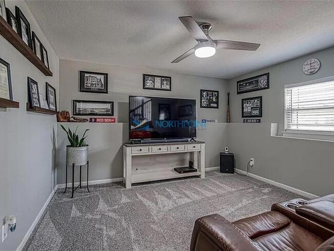 Building Photo - Gorgeous 4 bedroom, 3 bath home in Spring ...