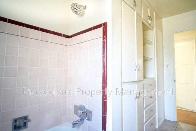 Building Photo - 5021 Garfield St