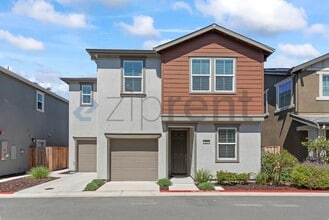 Building Photo - 109 Tranquil Ln