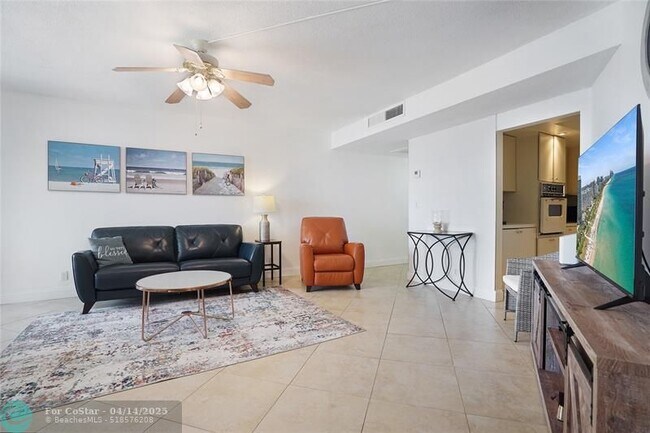 Building Photo - 3800 Galt Ocean Dr