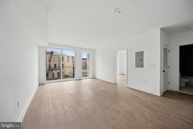 Building Photo - 1614 Ridge Ave
