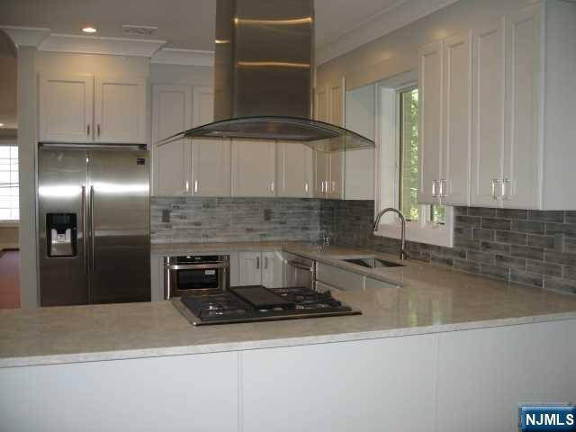 Building Photo - 816 Jassamine Way