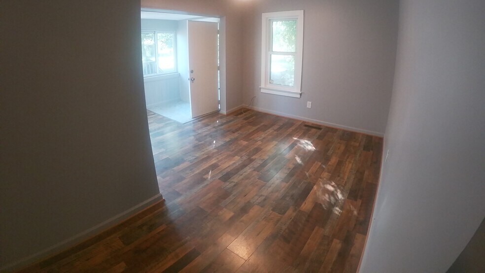 Living Space - 683 E Beverly Ave