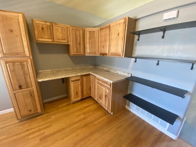 Building Photo - Beautiful 4 Home In Cottonwood area of Parker