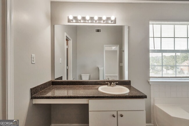 Building Photo - 10744 Misty Meadows Ct