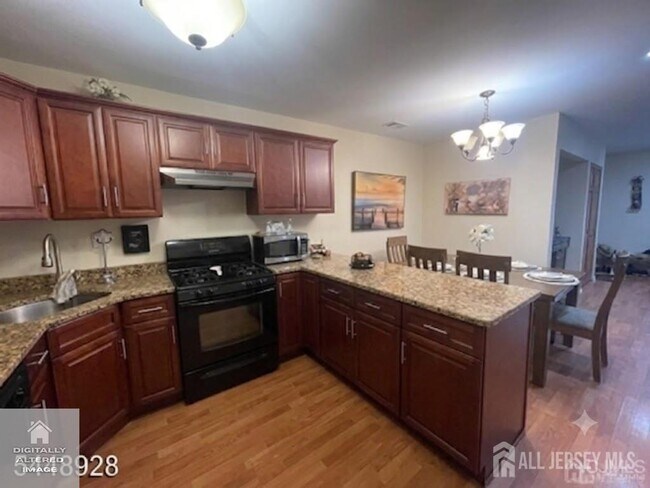 Building Photo - 156 Pennsylvania Way