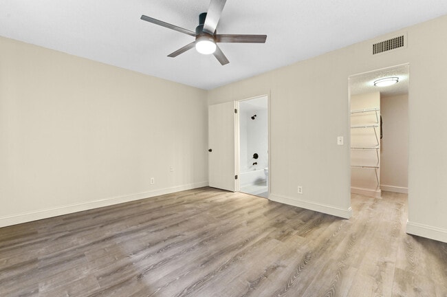 Building Photo - 2700 Casita Way