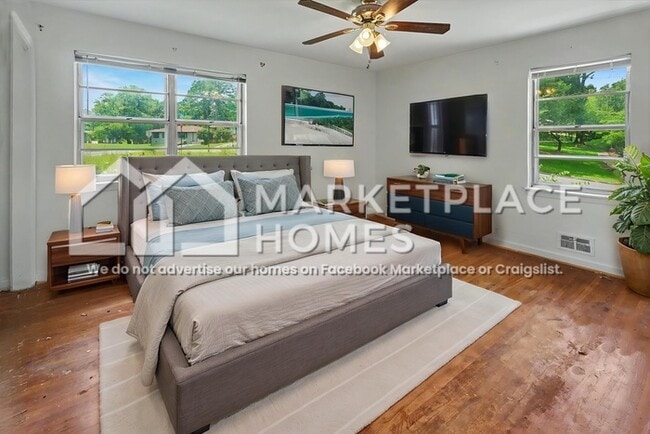 Building Photo - 801 Westfield Dr