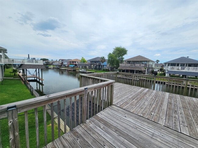 Building Photo - 812 Marlin St